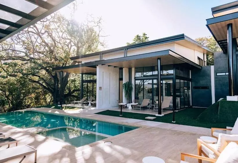 Hotelli Epic Tamarindo Boutique