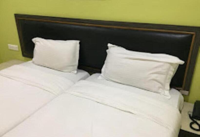 Hotell Gokul Plaza,bhubaneswar