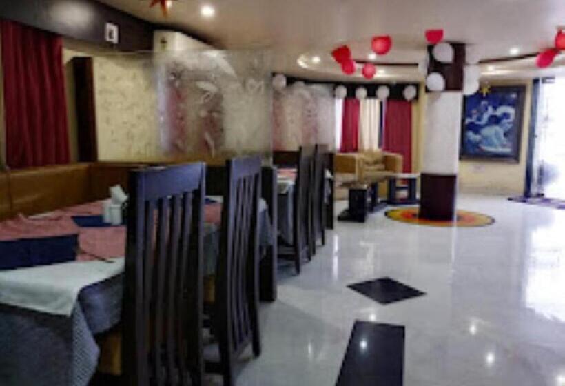 Hotell Gokul Plaza,bhubaneswar