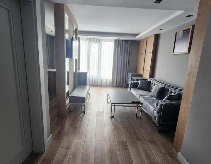 فندق Li̇on Hi̇ll Resort