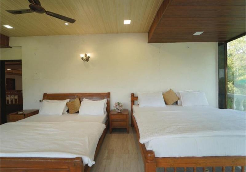 Hotelli Mozar Palace By Joy Suites