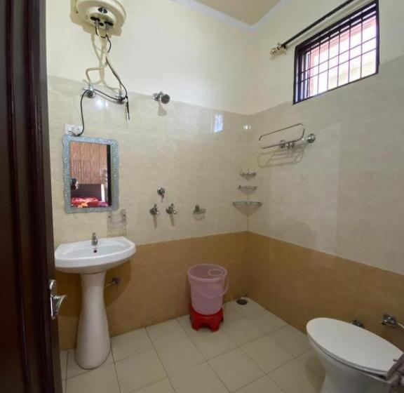 Hotel Nancy Guest House & Restaurant Morni