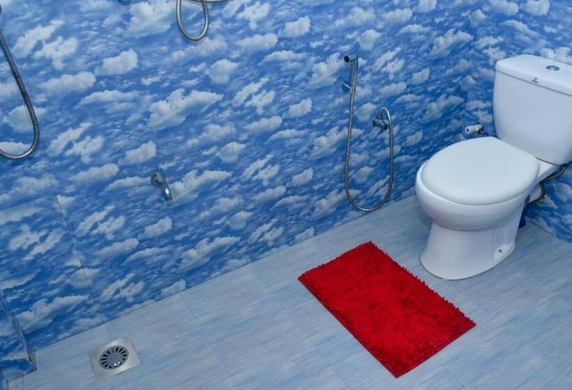 Hotel Prem Nadee Homestay