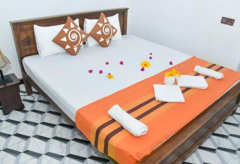 Hotel Prem Nadee Homestay