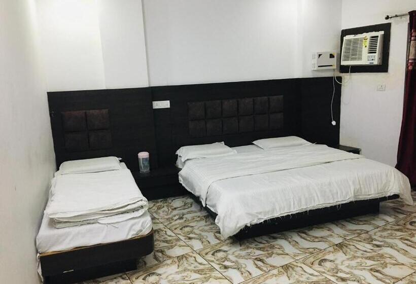 בית מלון כפרי The Relax In