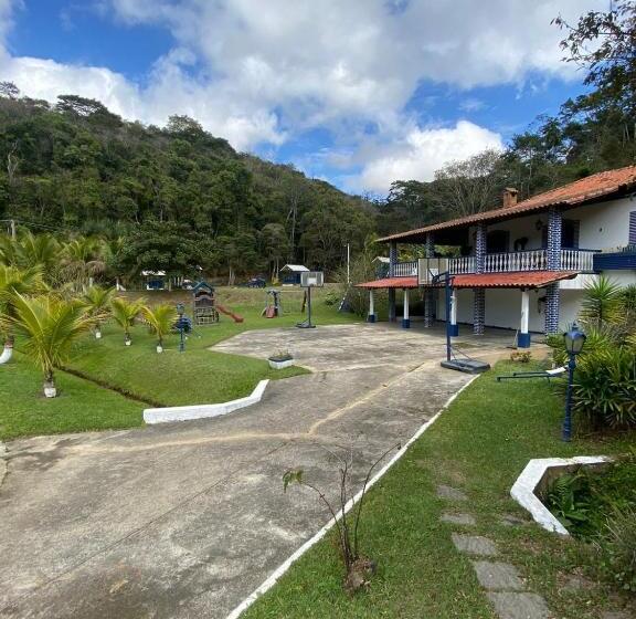 Отель Vale Zirá