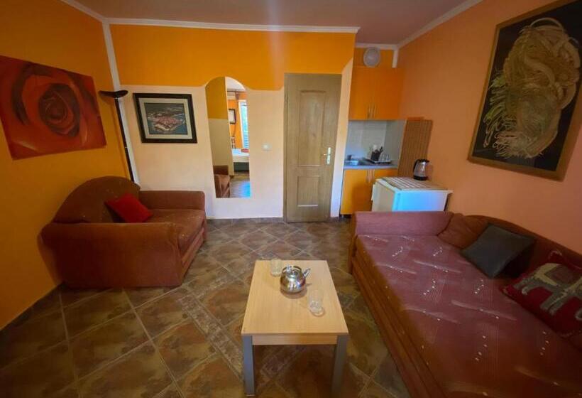 Markovic Apartmani Becici