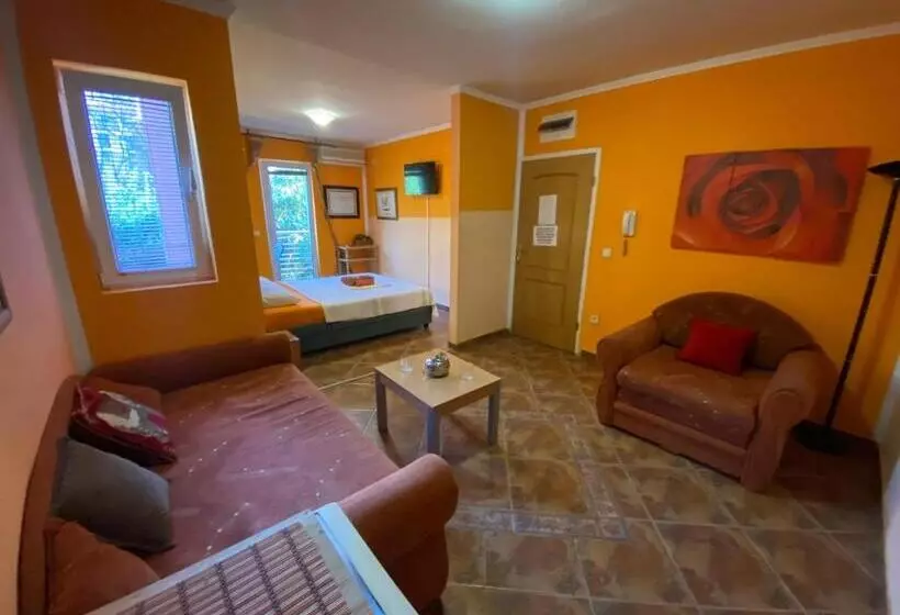 Markovic Apartmani Becici