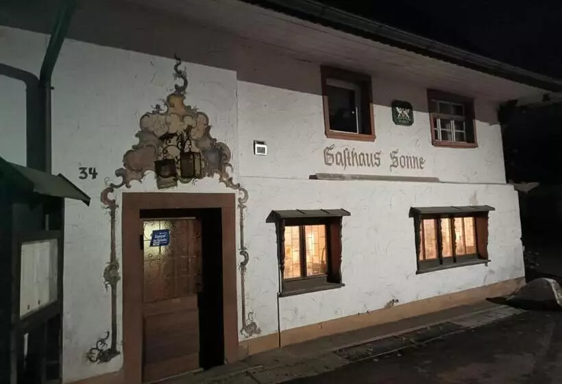 Retkeilymaja Gasthaus Sunnenhof Sonne