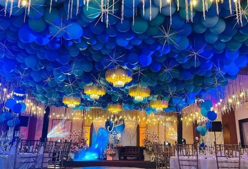 Asaricha Tropical Beach Resort