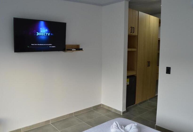 Guacamayas Resort Vacation