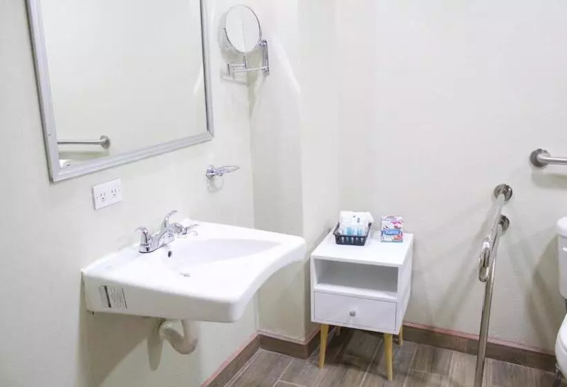 هتل América Heredia