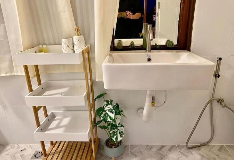 Hôtel สวนเบอร์รีแคมป์ทนายจุฬา Berry Camp Korat