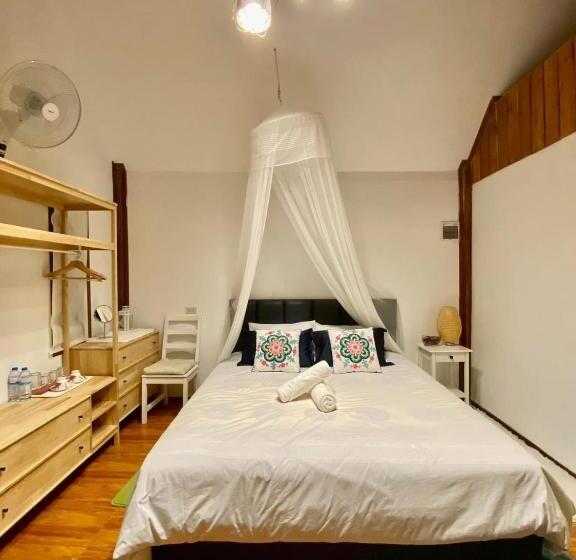 Hôtel สวนเบอร์รีแคมป์ทนายจุฬา Berry Camp Korat