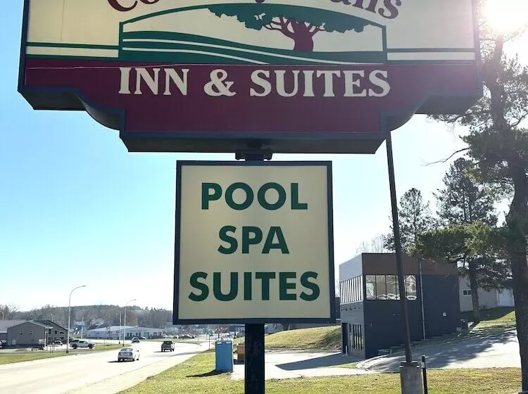 Hotelli Country Trails Inn &suites