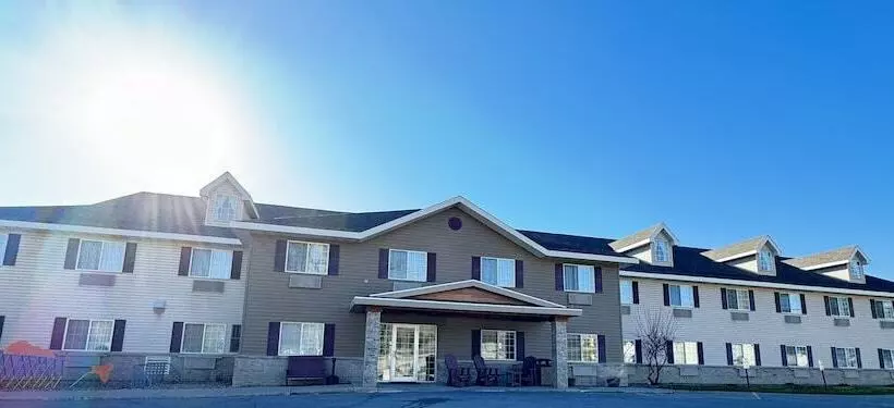Hotelli Country Trails Inn &suites