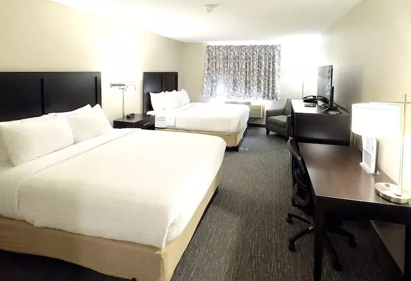 Hotelli Country Trails Inn &suites