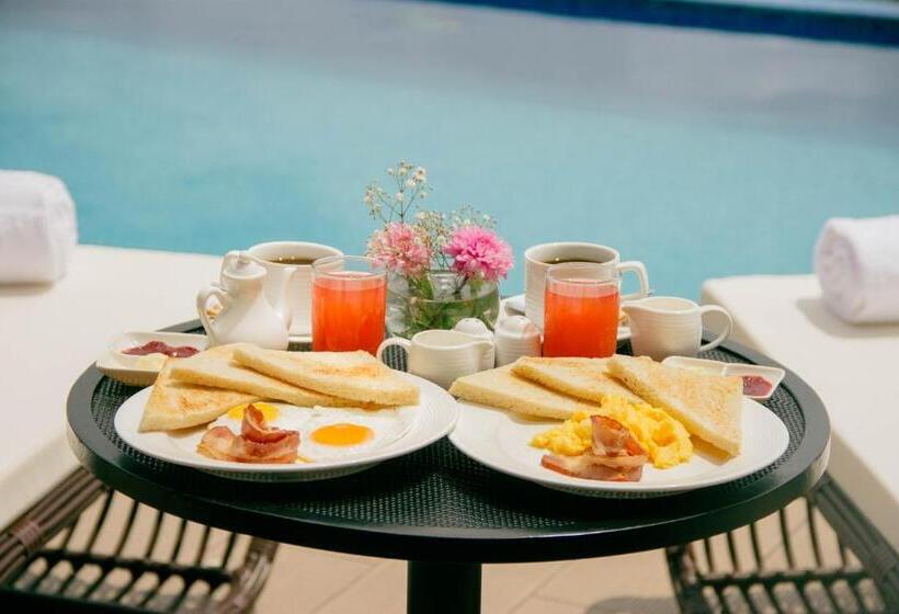 هتل De Turistas Iquitos