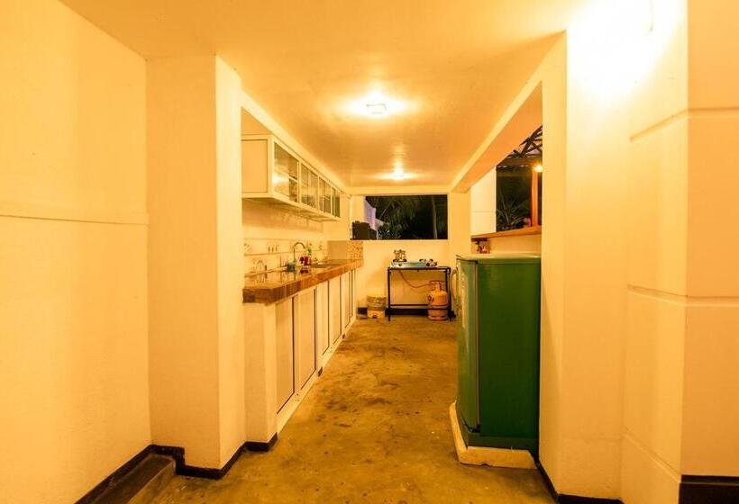 ホテル Moon River Villa