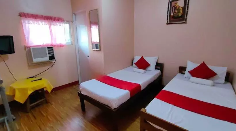 هتل Oyo 1038 William Hearts Pension