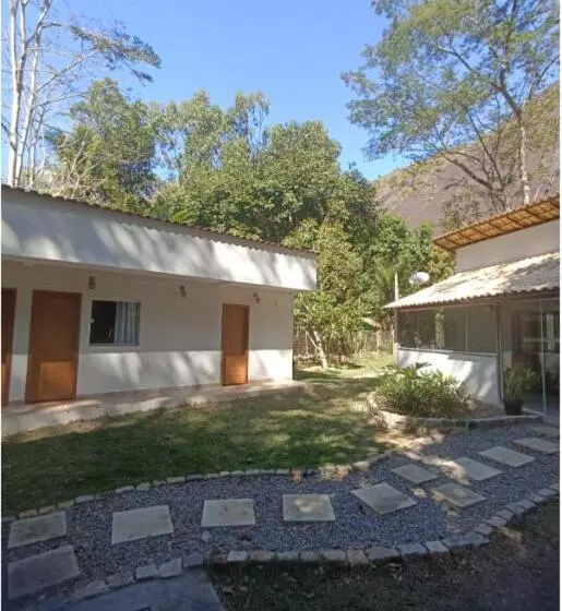 Hotelli Pousada Jardim De Pedras