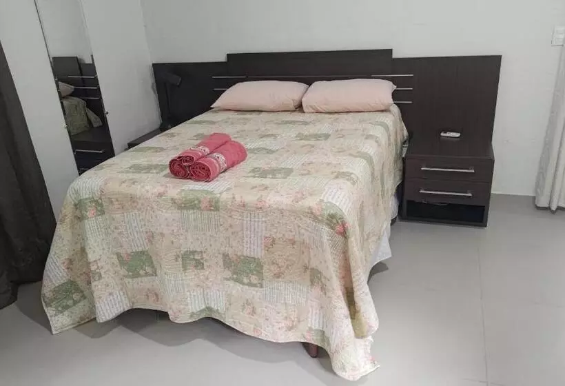 Hotelli Pousada Jardim De Pedras