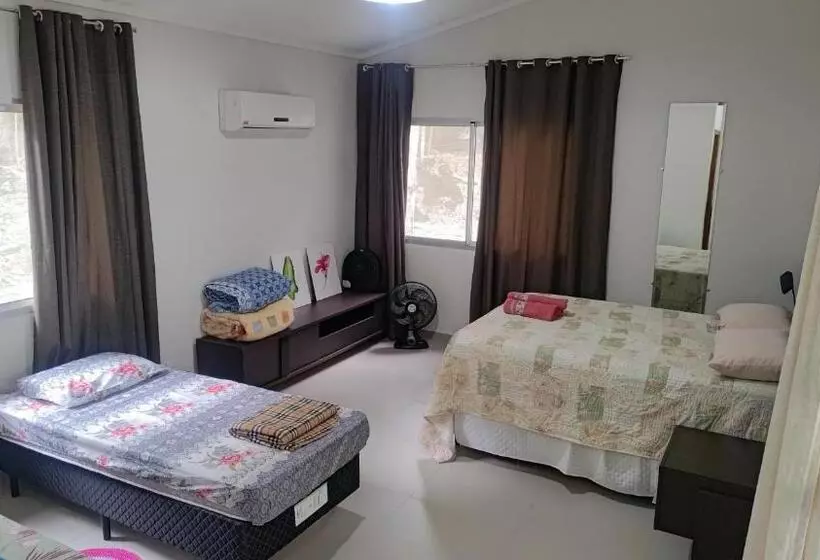 Hotelli Pousada Jardim De Pedras