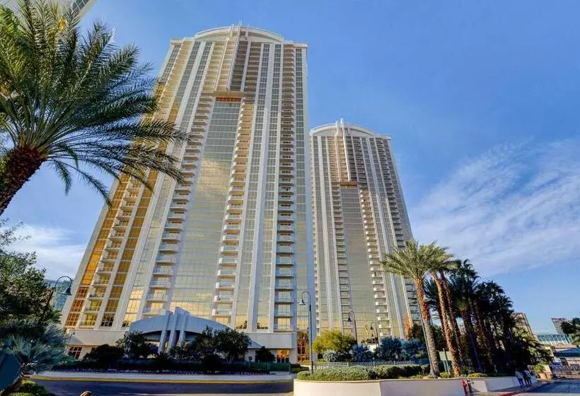 Jewel Suite W/balcony Mgm Signature  23rd Floor Strip View