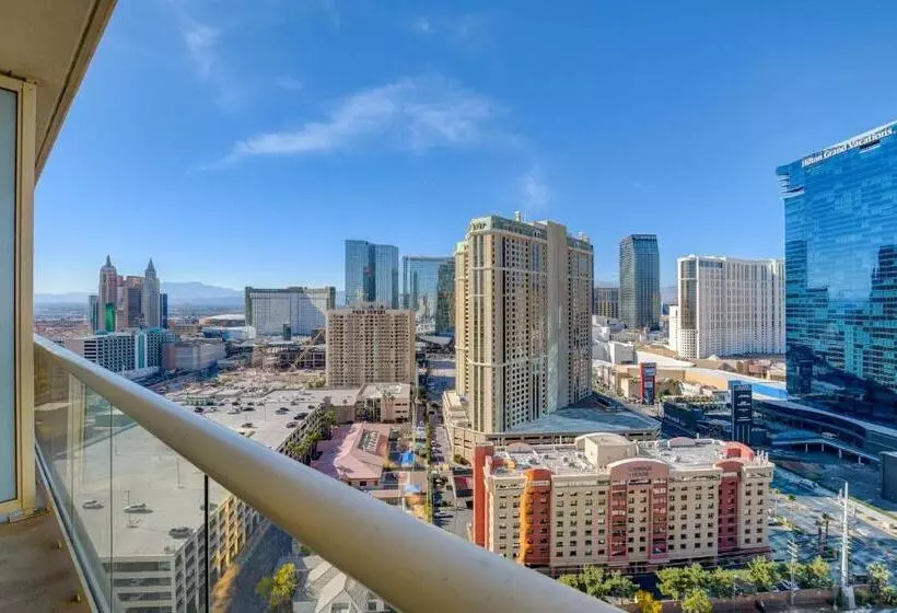 Jewel Suite W/balcony Mgm Signature  23rd Floor Strip View