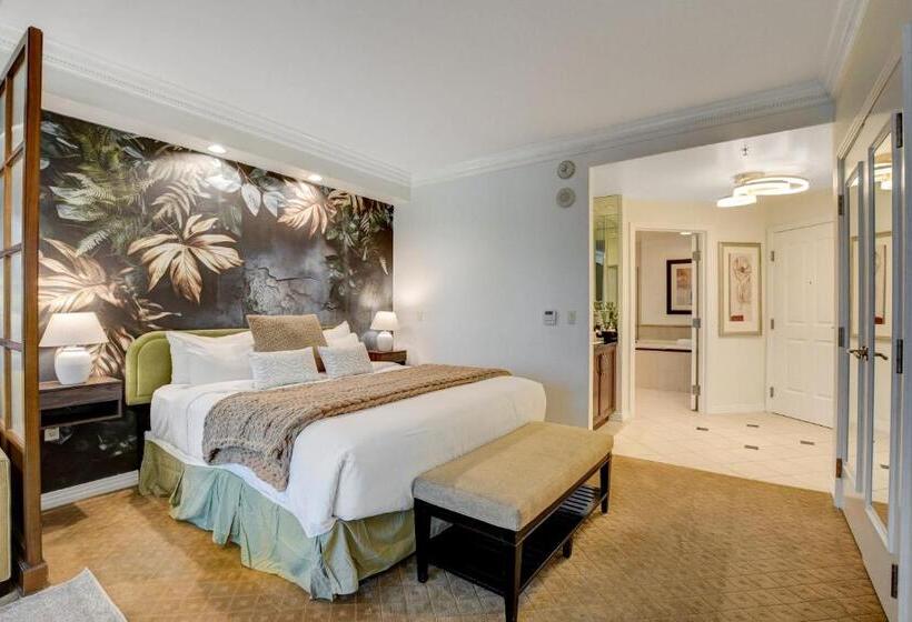 Jewel Suite W/balcony Mgm Signature 23rd Floor Strip View