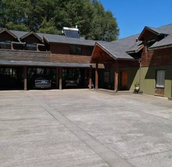 ペンション Hostal Y Cabañas Puerto Pucon