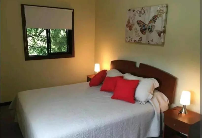ペンション Hostal Y Cabañas Puerto Pucon