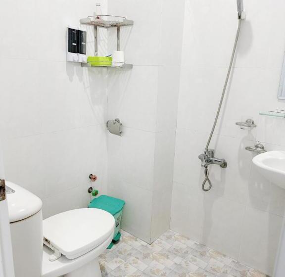 پانسیون Nhà Nghỉ Hương Trang