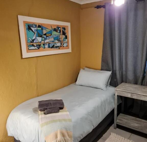 Пансион Serval Guest House