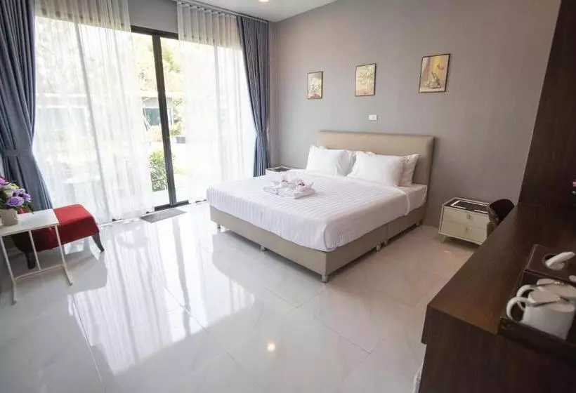 Seeview Resort