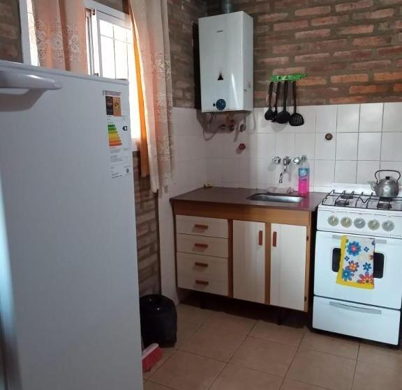 ユースホステル Cabañas De Mora