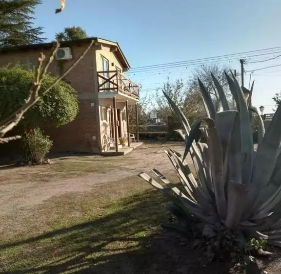ユースホステル Cabañas De Mora