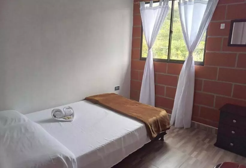 ベッドアンドブレックファースト Hospedaje Marin