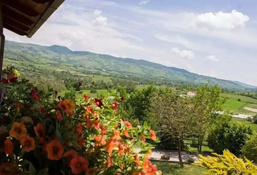 ベッドアンドブレックファースト La Loggia