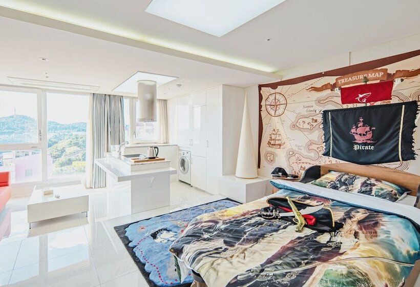 From H Oceanpalace Hotel Jeju