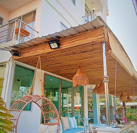 هتل Castaway S 420