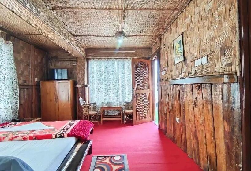 בית מלון כפרי Cloud S End Retreat