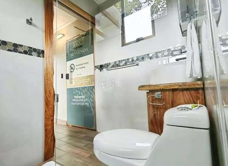 Hotelli Contenedores Corporativos