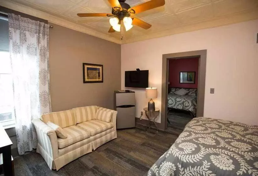 Hotelli Dodici Night Suites