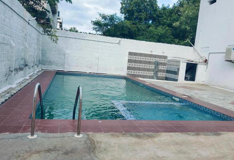 فندق Greenday Residency