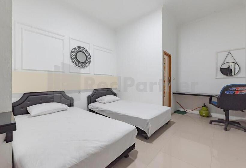 Hotel Jm Guest House Lamaran Redpartner