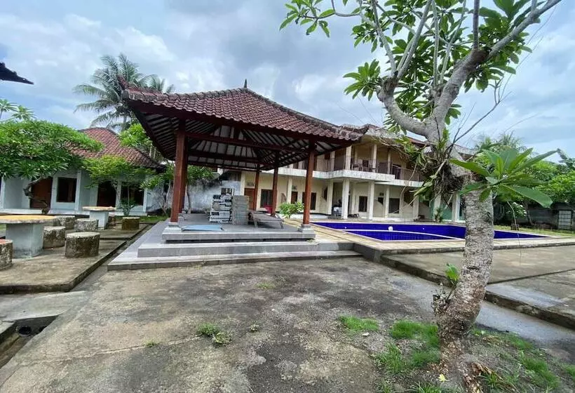 ホテル Oyo 93440 Warde