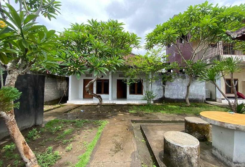 בית מלון כפרי Oyo 93440 Warde