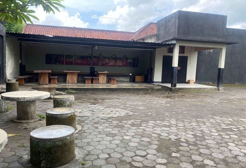 בית מלון כפרי Oyo 93440 Warde