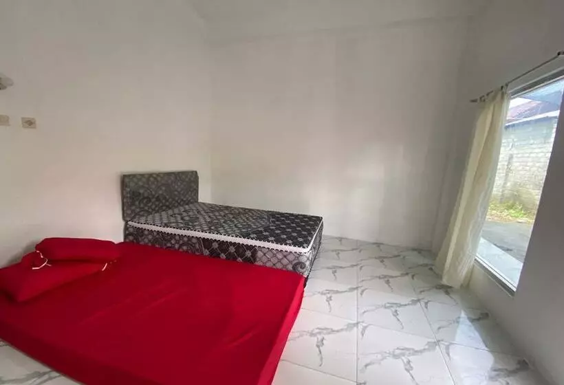 ホテル Oyo 93440 Warde